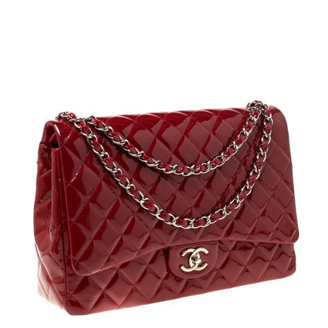 chanel classic bag red